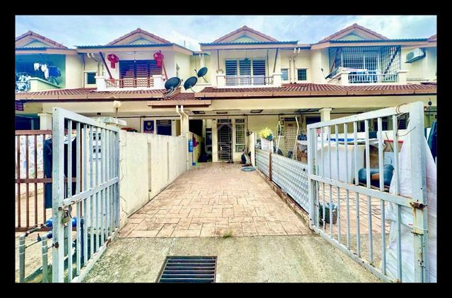 DEPOSIT FLEXIBLEš„ GROUND FLOOR FACING OPEN Bayu Parkville Townhouse 1