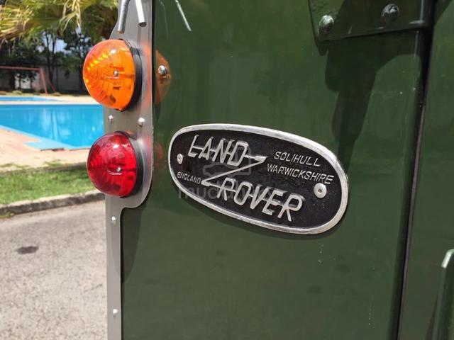 1965 Land Rover Series 2A Soft-Top - 4