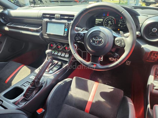 2024 Toyota GR86 2.4 RZ Red Interior Eye Sight - 2