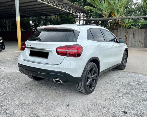 LKEDAI 2018 Mercedes Benz GLA200 1.6 URBAN X156 FL - 2