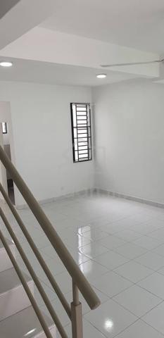 Double Storey House For Sale, Taman Laman Indah, Pulai Indah, Johor 1