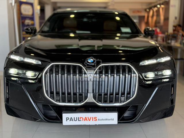2024/2025 Bmw 750e xDRIVE M SPORT 3.0  G70  LOCAL - 3
