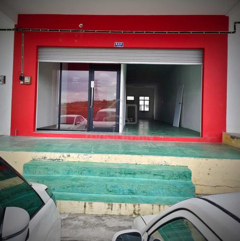 Single Storey Shop For Rent 1