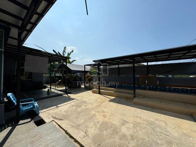 Semi Detached Sg Karang Darat with Swimming Pool 5