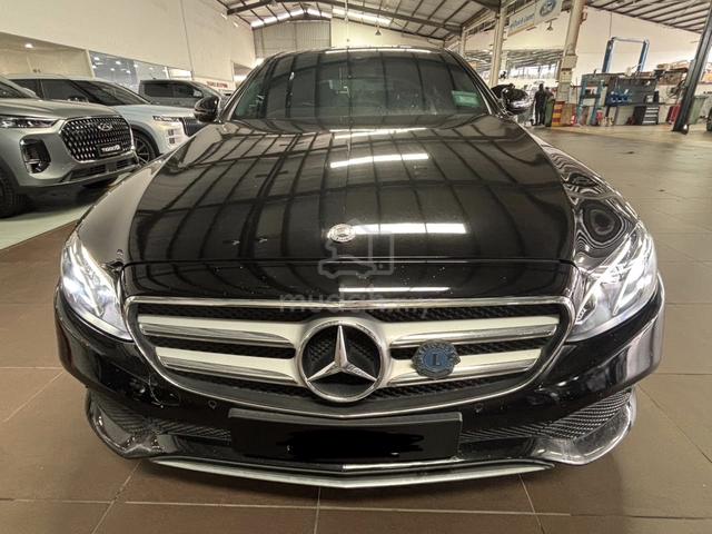 2018 Mercedes Benz E-CLASS 2.0 200 AVANTGARDE - 1