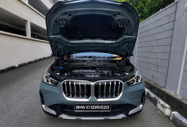 Bmw X1 SDRIVE20I XLINE New model Petrol Carking - 5