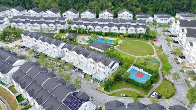 Renovated House Upper TownHouse Serene Mont Kiara Kuala Lumpur 1