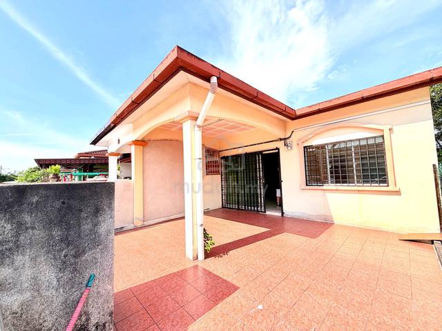 FREEHOLD END LOT Single Storey Taman Kembara 2 Rantau Panjang Klang 1