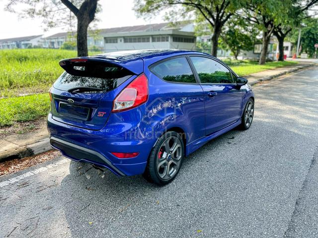 2015 Ford FIESTA 1.6 ST (M) - 3
