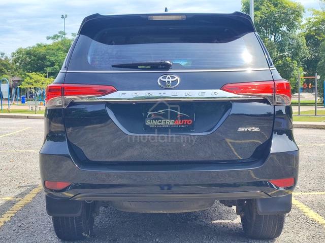 Toyota FORTUNER 2.7 SRZ F.S/RECORD 360/CAM P/BOOT - 5