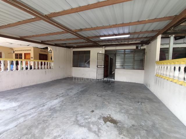 Klang Taman Kampung Pendamar FACING OPEN Single Storey Terrace 1