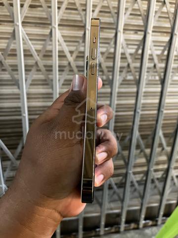 Iphone 14 Pro Max - photo 3 of 6
