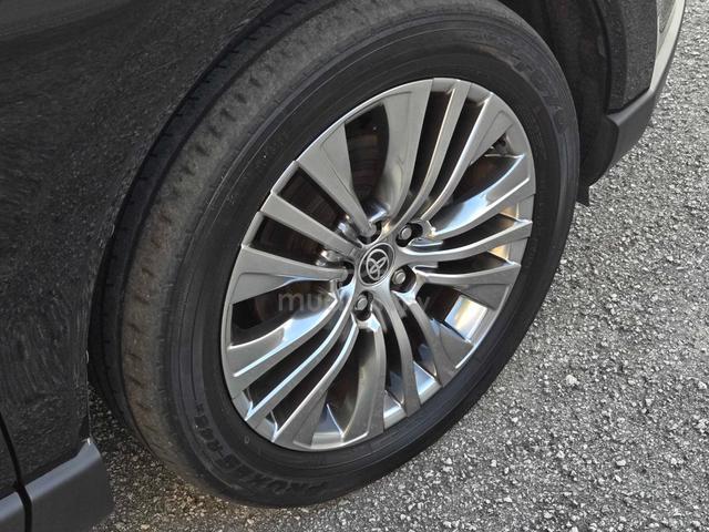 LOWEST PRICE DEAL - 2021 Toyota HARRIER 2.0 Z - 5
