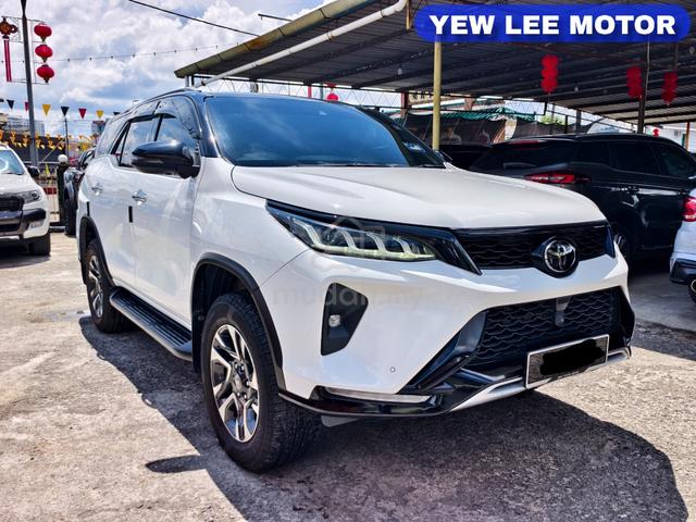 2022 Toyota FORTUNER 2.8 DIESEL VRZ WARRANTY - 2