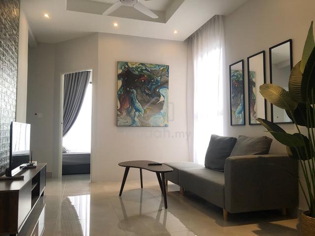 Small room for male at the Birch, near MRT Sentul West 1
