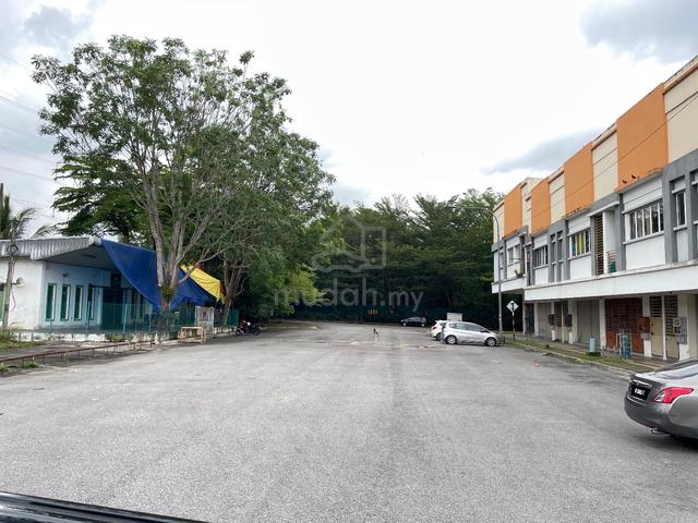 2 storey endlot shop kawasan perindustrian hi tech sri reko sg lalang 1