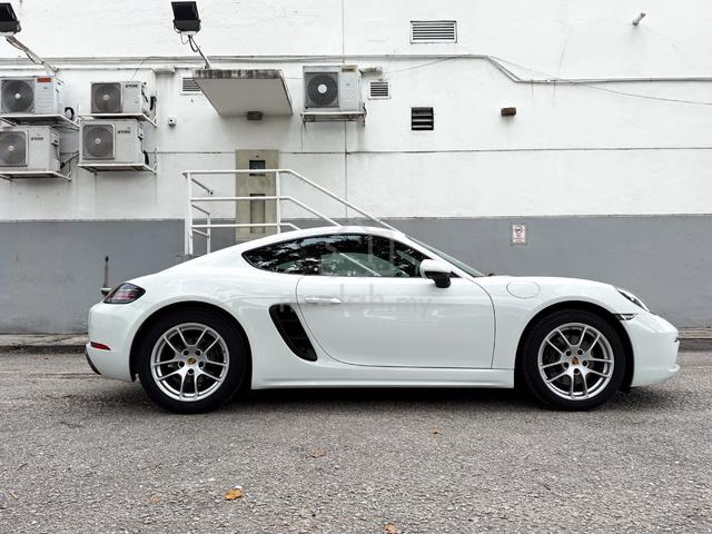2021 Porsche 718 2.0 CAYMAN Grade 5 Low Mileage - 4