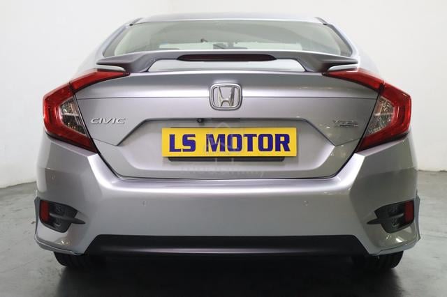Ori 2016 Honda CIVIC 1.5 TC-PREMIUM (A) TURBO - 5