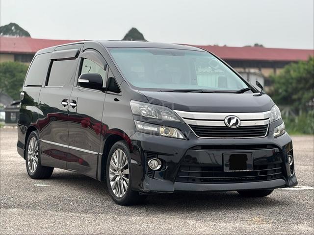 2013 Toyota VELLFIRE 2.4 Z GOLDEN EYES ANH20W - 1