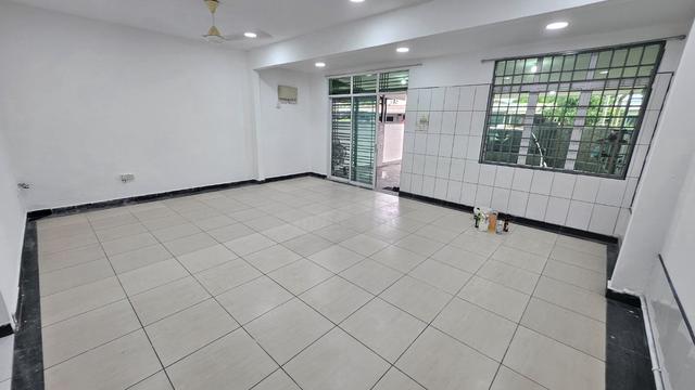 Taman Bersatu, Putatan | Single Storey House For Rent 1