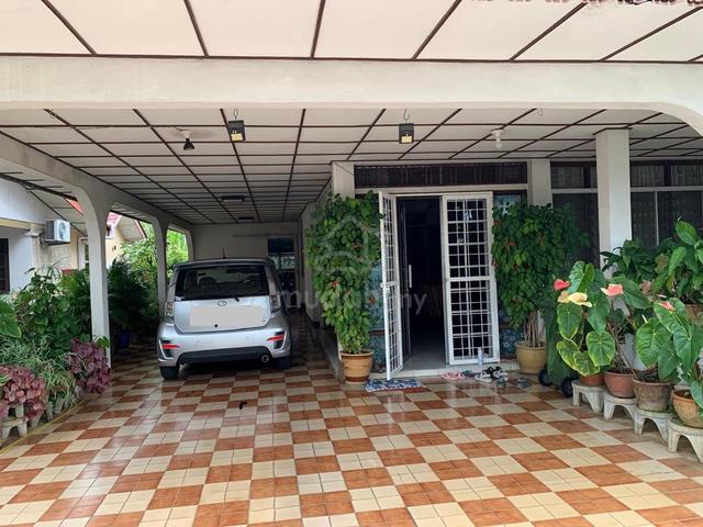 For Sale: Double Storey Semi-Detached House at Jalan Batu Bata 1
