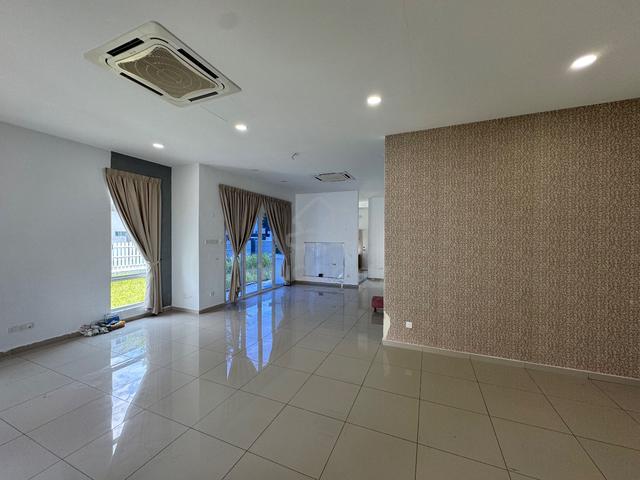 CORNER LOT! 3 Storey Taman Klebang Utama, Klebang Melaka 1
