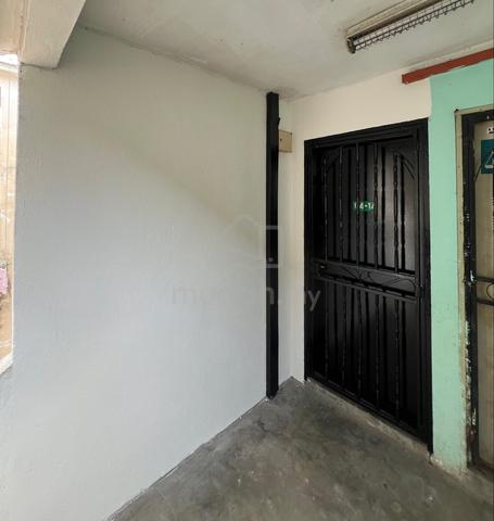 Dahlia Aparment, BANDAR COUNTRY HOMES, RAWANG 1