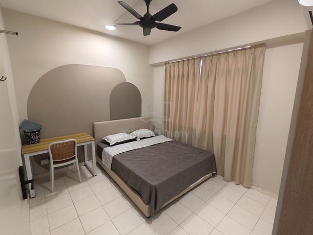 Laman midah Room for rent 1