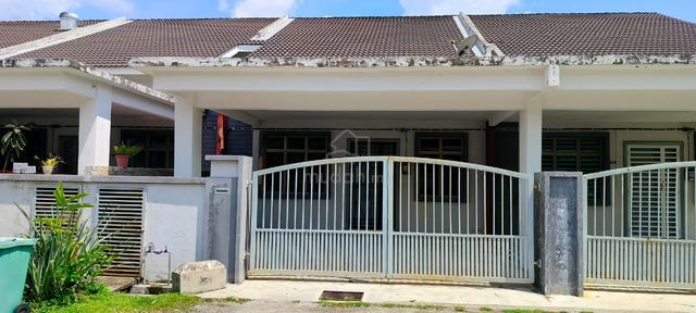 Teres setingkat di Taman Tanjung Minyak Perdana, Melaka utk dijual 1