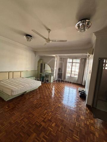 Perling Jalan Undan Double Storey Terrace House 4Bed Fully Furnished 1
