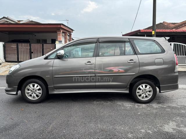 2010 Toyota INNOVA 2.0 G MY05 AN40 FACELIFT (A)MPV - 4