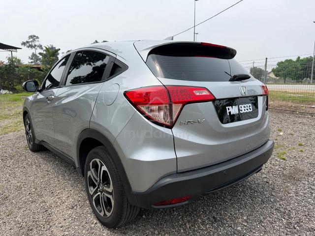 Honda HR-V 1.8 V ENHANCED (A)-17 - 4