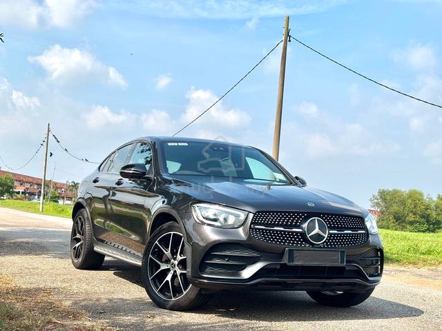2022 Mercedes Benz GLC 300 4MATIC COUPE Low Mileag - 1