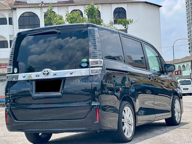 2019 Toyota VOXY 2.0 X FACELIFT NAPPA LEATHER SEAT - 2