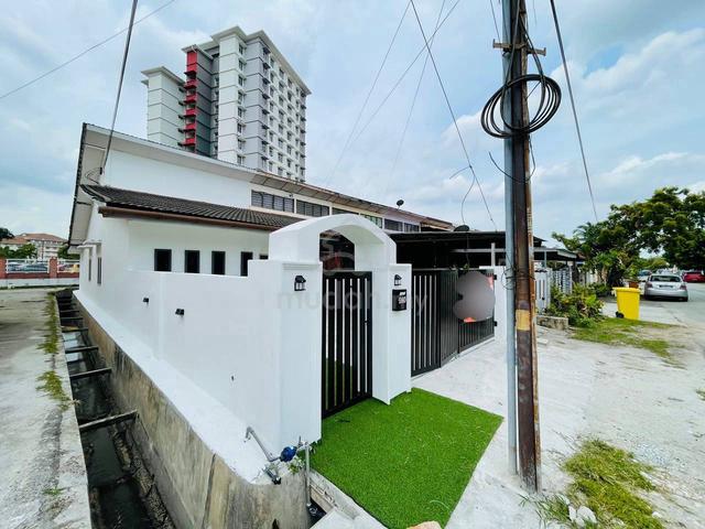 REFURBISHED CANTIK π₯ Single Storey Terrace Taman Petaling Indah Klang 1