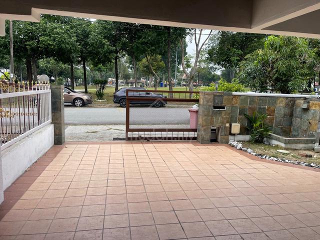 Double Storey Terrace House End Lot 1