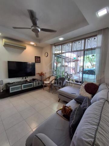 Gated guarded Taman Sri Pulai Perdana terraces Double Storey 1