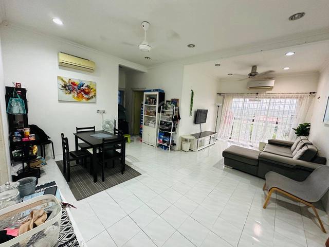 E-Mas Villa 1
