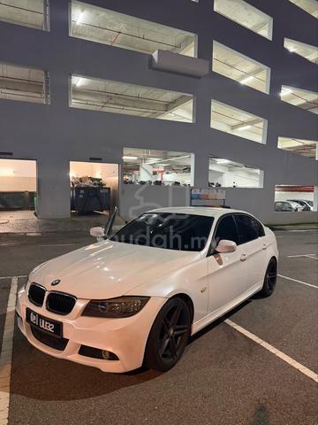 Bmw E90 320i 2011 - 2