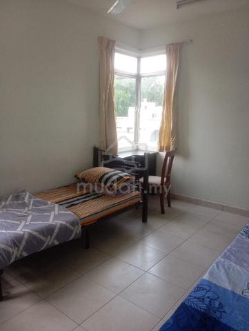 Master bedroom in Cyberia Smarthomes Block C 1