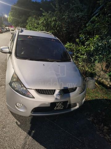 2010 Mitsubishi GRANDIS 2.4 MIVEC ENHANCED (A) - 1