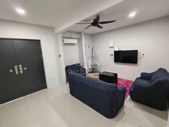 Double Storey Intermediate House For Rent📍Tabuan Jaya😍Good&Nice Unit 1