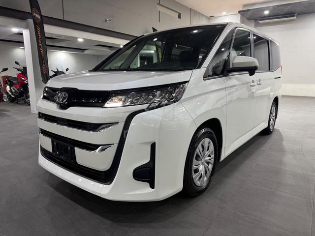 TOYOTA NOAH X(a)UNREG 2022*2 POWER DOOR/7 SEATER - 1