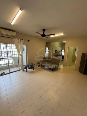 Kasuarina Apartment 1