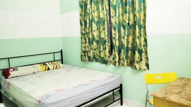 Zero Deposit Fuly Furnish Middle Room Happy Garden sri petaling 1