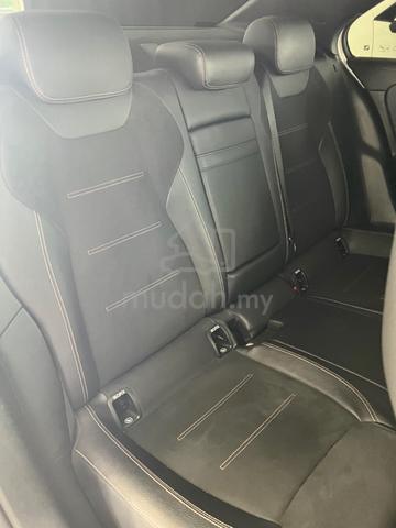 2019 Mercedes Benz A250 2.0 AMG LINE Edition 1 - 5