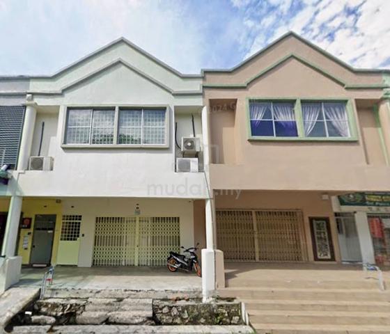Akasia , Sungai Buloh 1