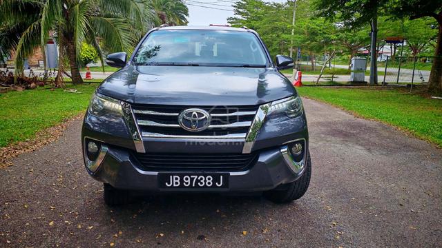 2017 Toyota FORTUNER 2.7 SRZ 4X4 2TR-FE (A) - 3
