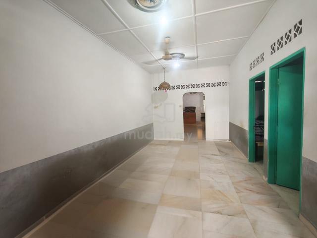 1.5 Sty Terrace @ Taman Suntex , Batu 9. Cheras, Freehold, Super Cheap 1