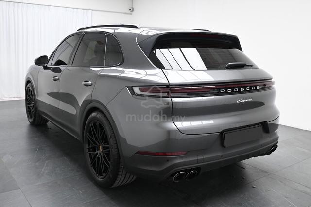 2023 Porsche CAYENNE 3.0 FACELIFT 14K-MIL FSR - 4